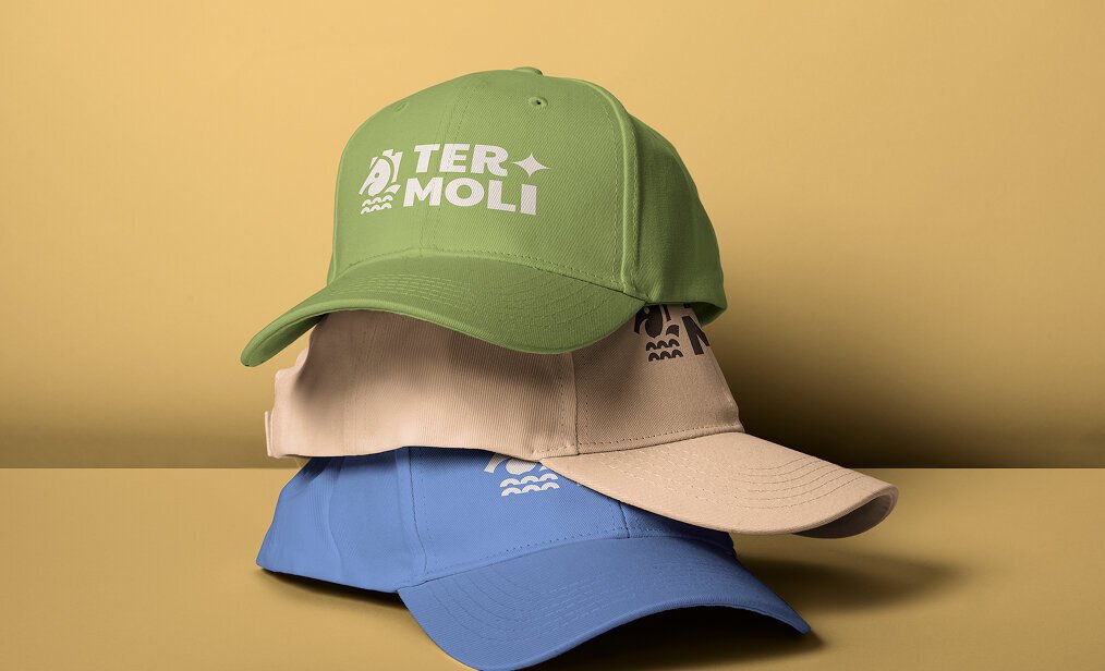 Caps